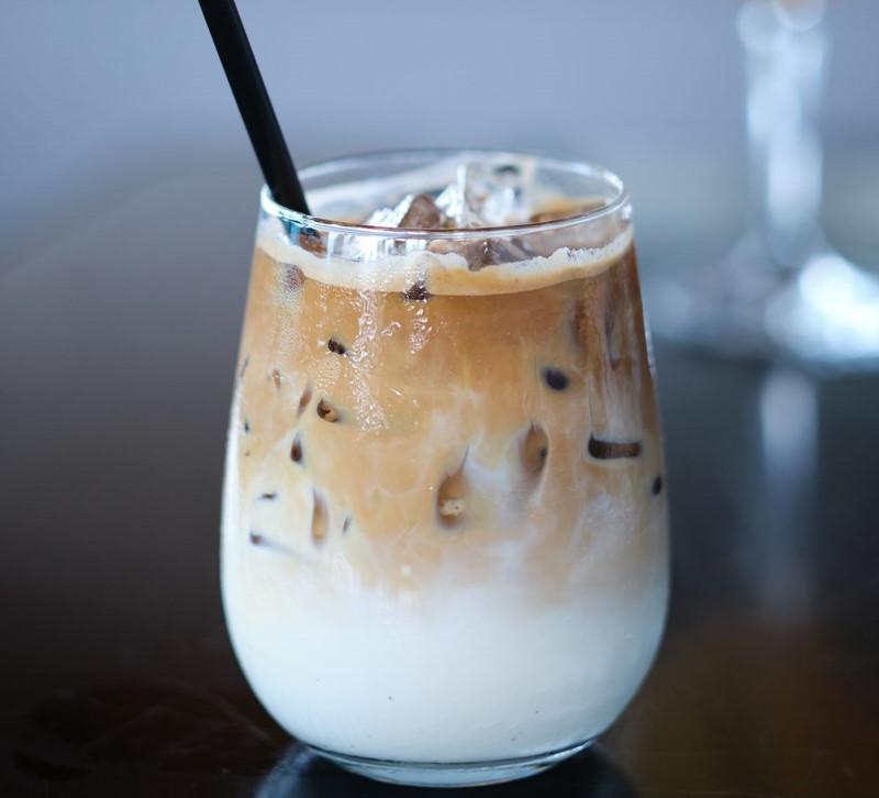 Сливочно-кофейный коктейль